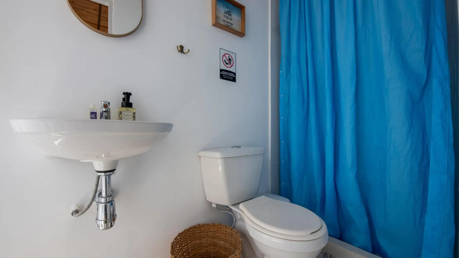 Hotel Baruna Eco Hostel Cartagena Colombia