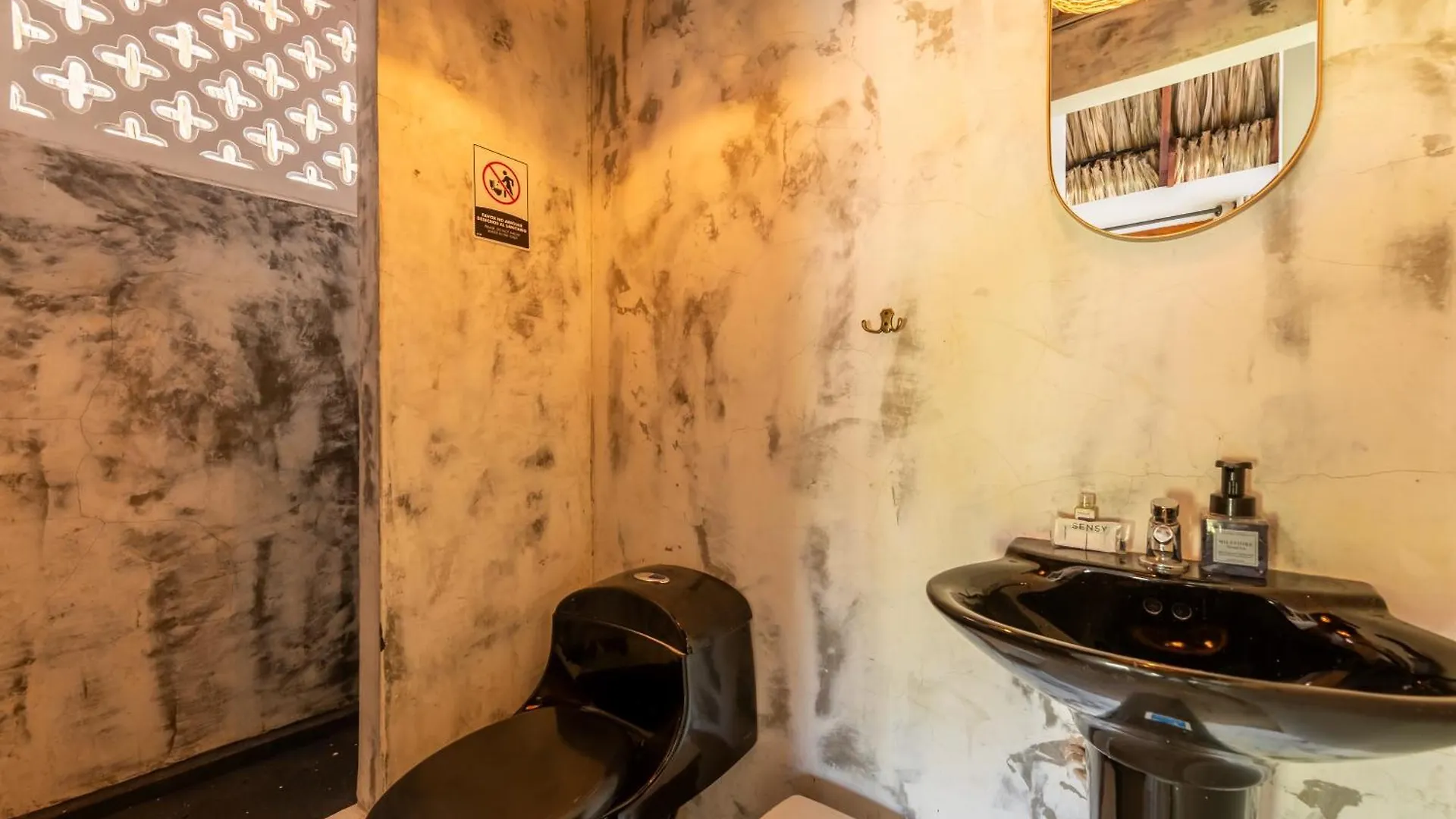 Baruna Eco Hostel Cartagena Colombia
